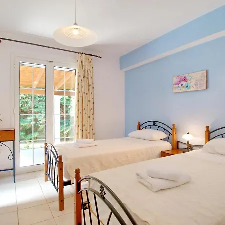 Afroditi, Spartia, Kefalonia * Livathos (Kefalonia)